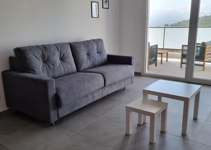 Napoland T2 Recent Appartement
