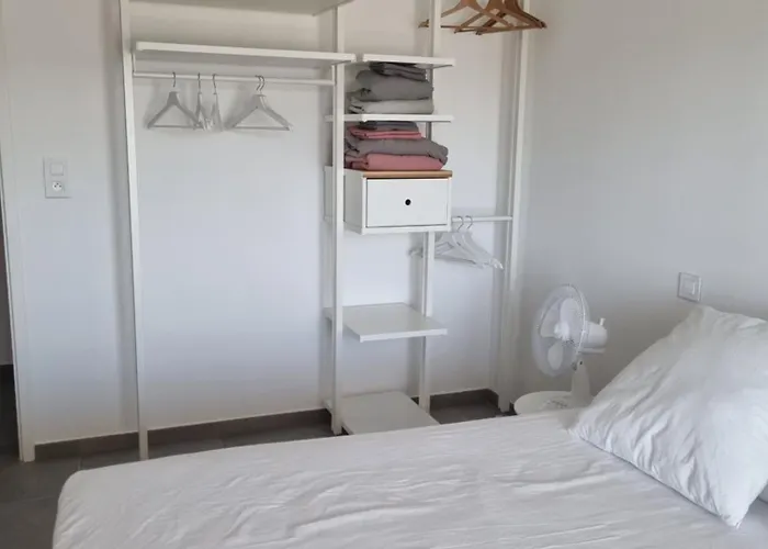 Napoland T2 Recent Apartment *